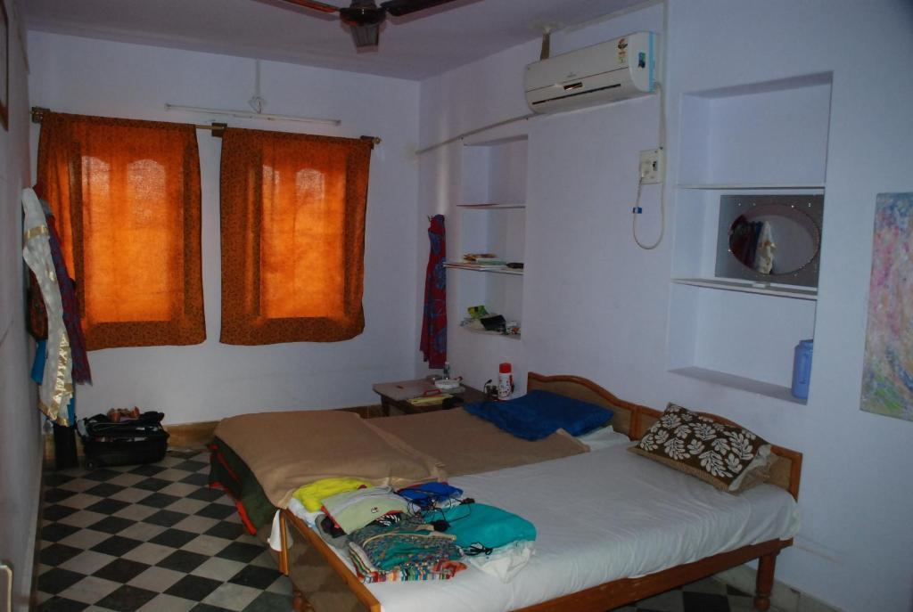 Ratan Hostel 斋沙默尔 外观 照片