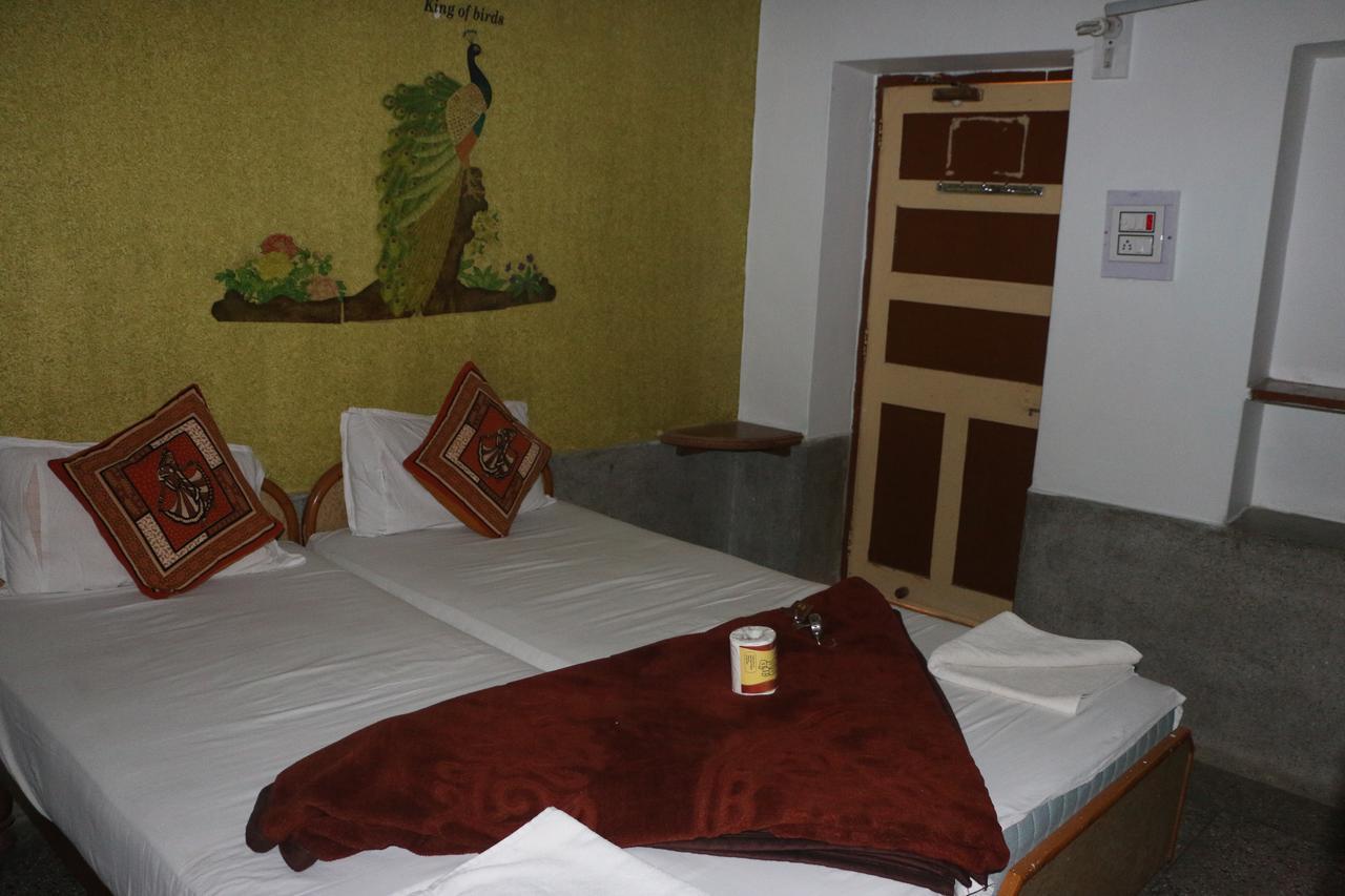 Ratan Hostel 斋沙默尔 外观 照片