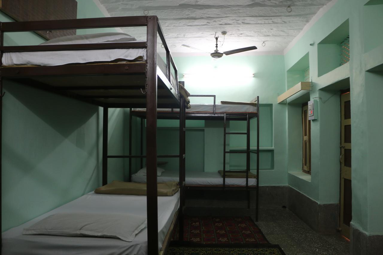Ratan Hostel 斋沙默尔 外观 照片