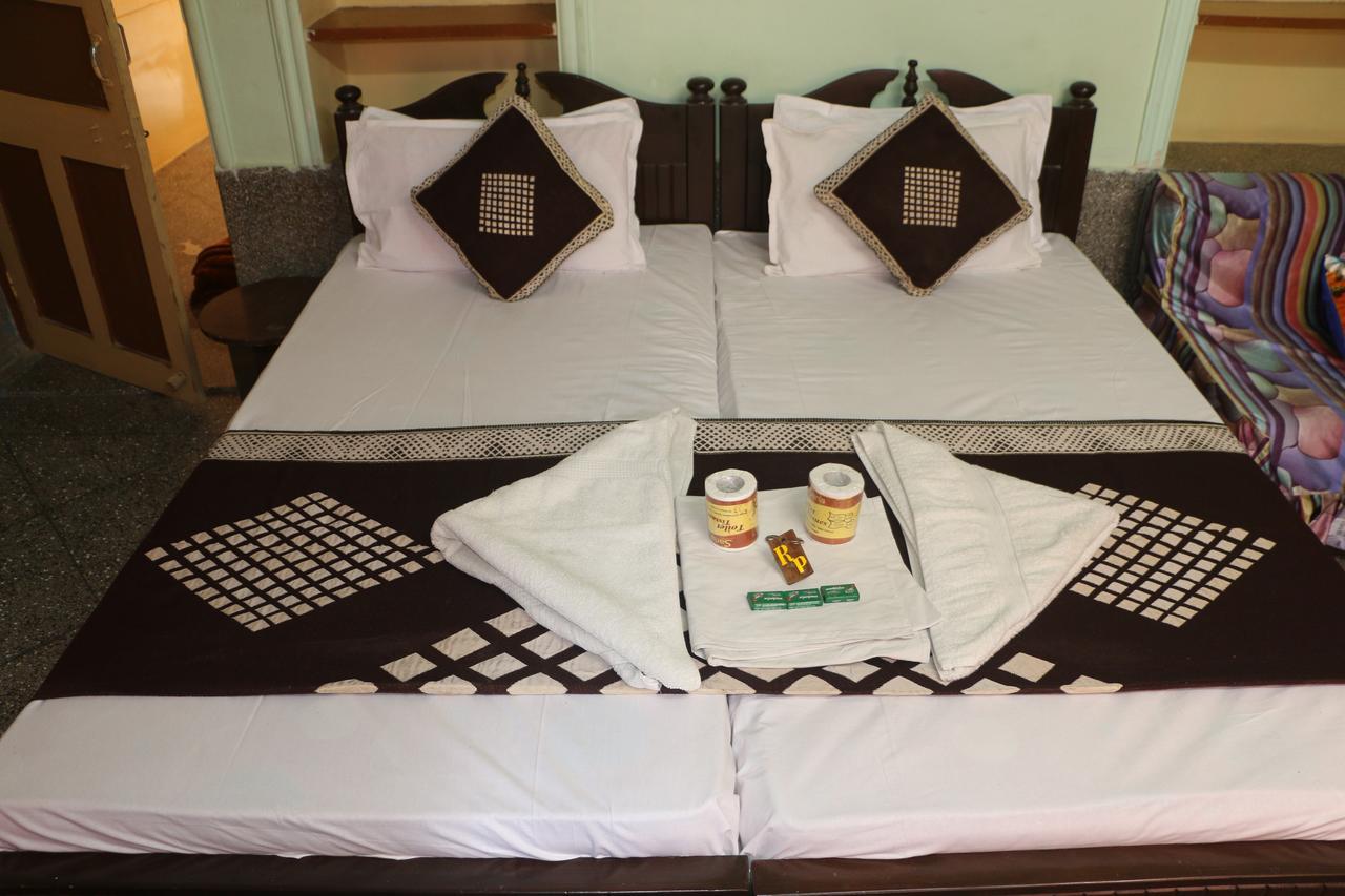 Ratan Hostel 斋沙默尔 外观 照片